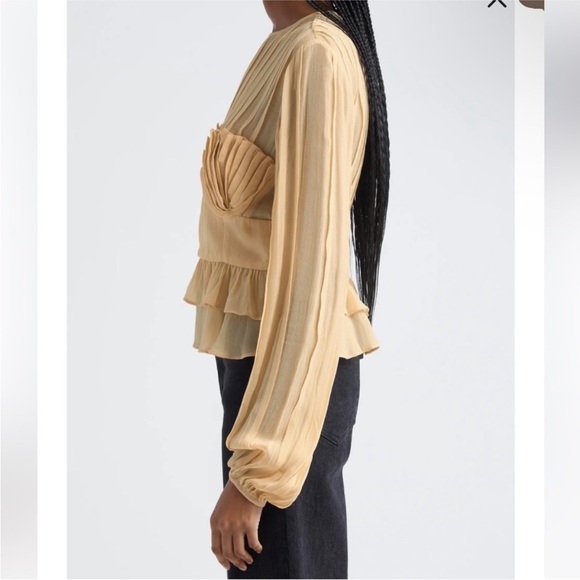 FARM Rio Tan Cream Pleated Peplum Blouse - Picture 3 of 8